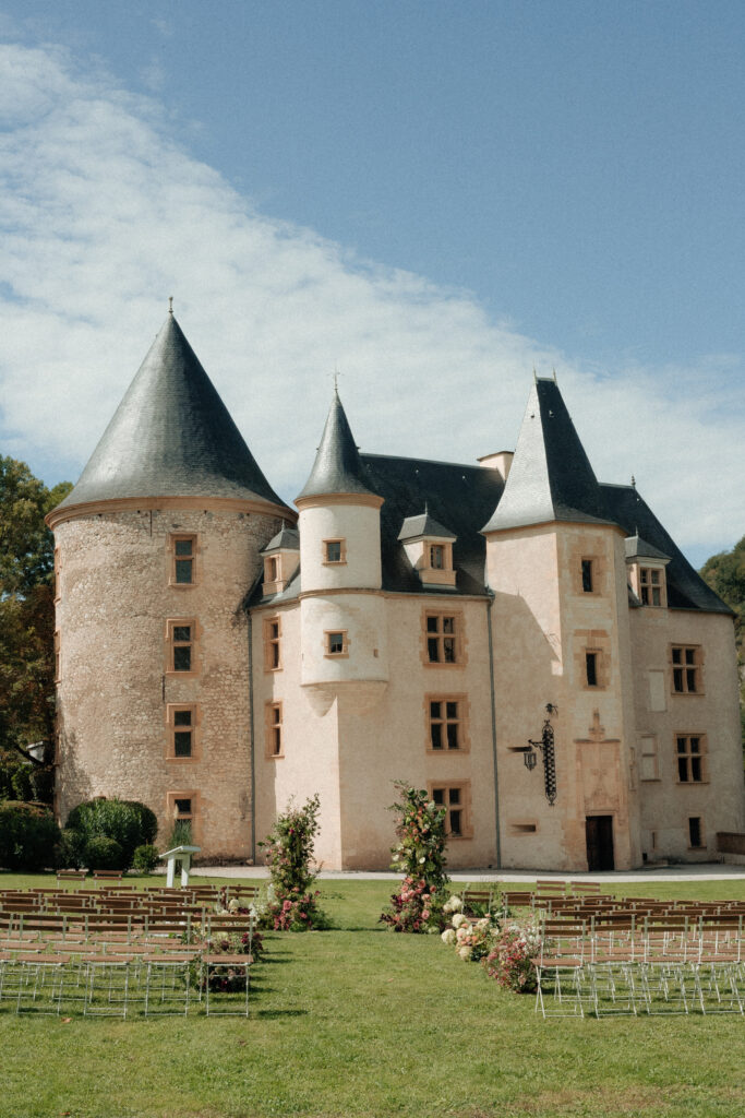 luxury wedding in the South of France - Chateau de Saint Martory